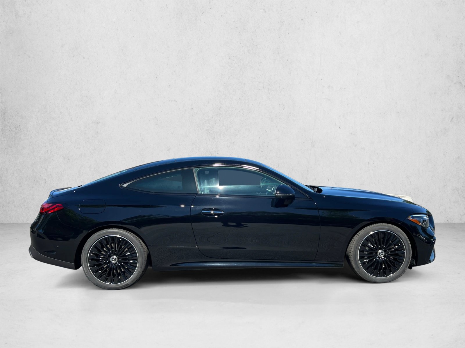 New 2026 Mercedes-Benz CLE 450 4MATIC Coupe image 4