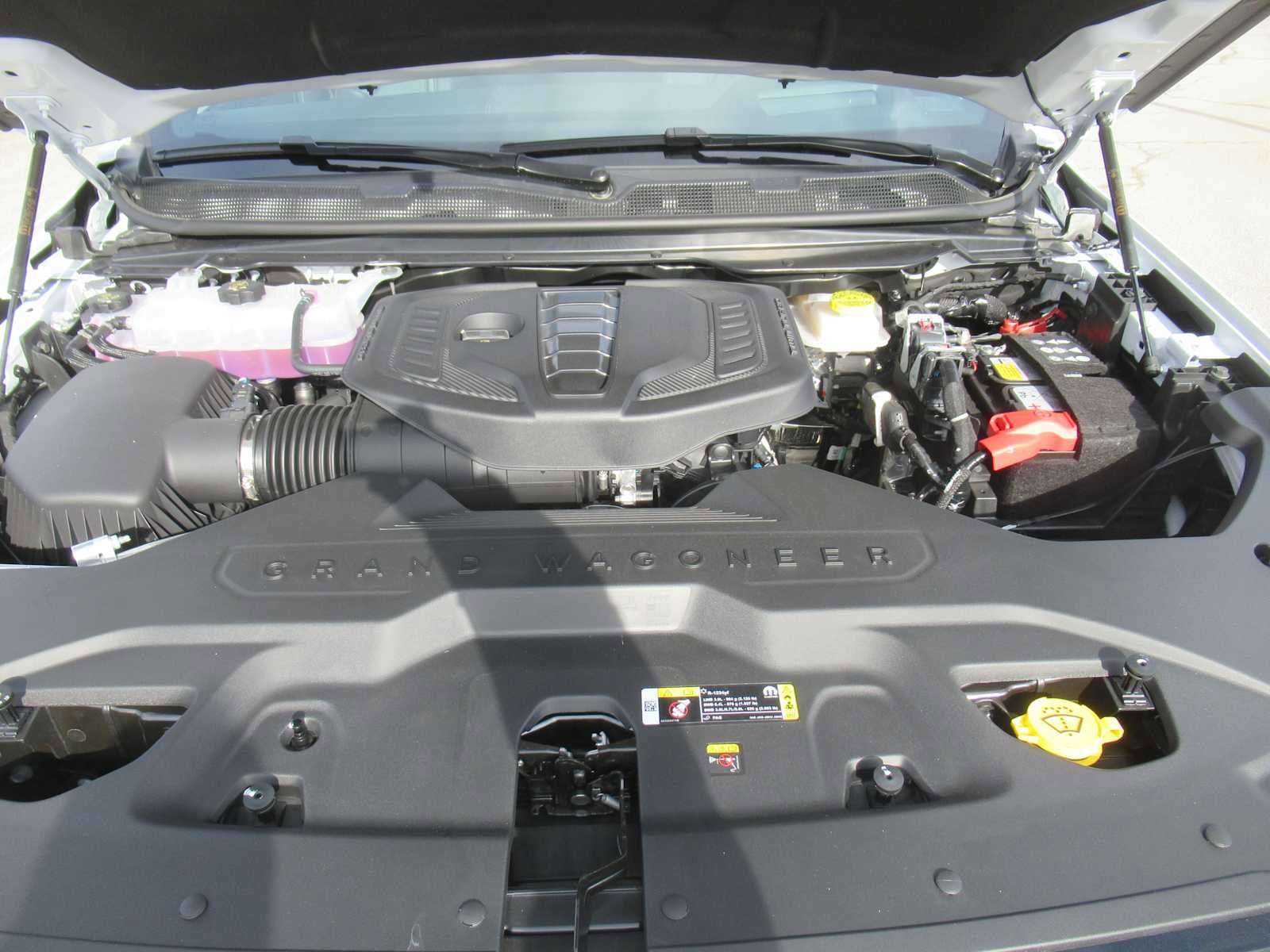 New 2026 Jeep Grand Wagoneer L Series II Obsidian image 11