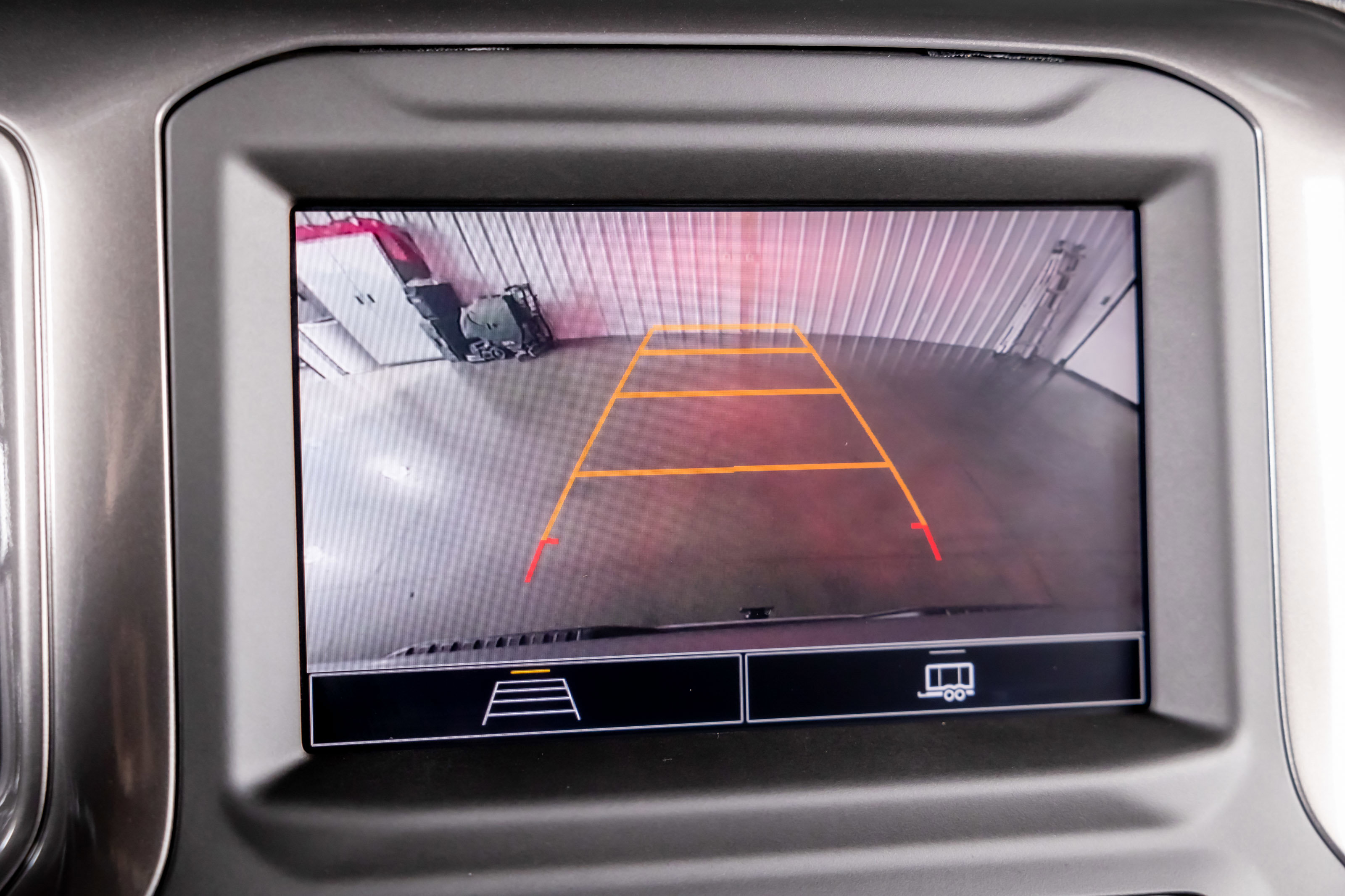 Used 2025 Chevrolet Silverado 1500 Custom image 9