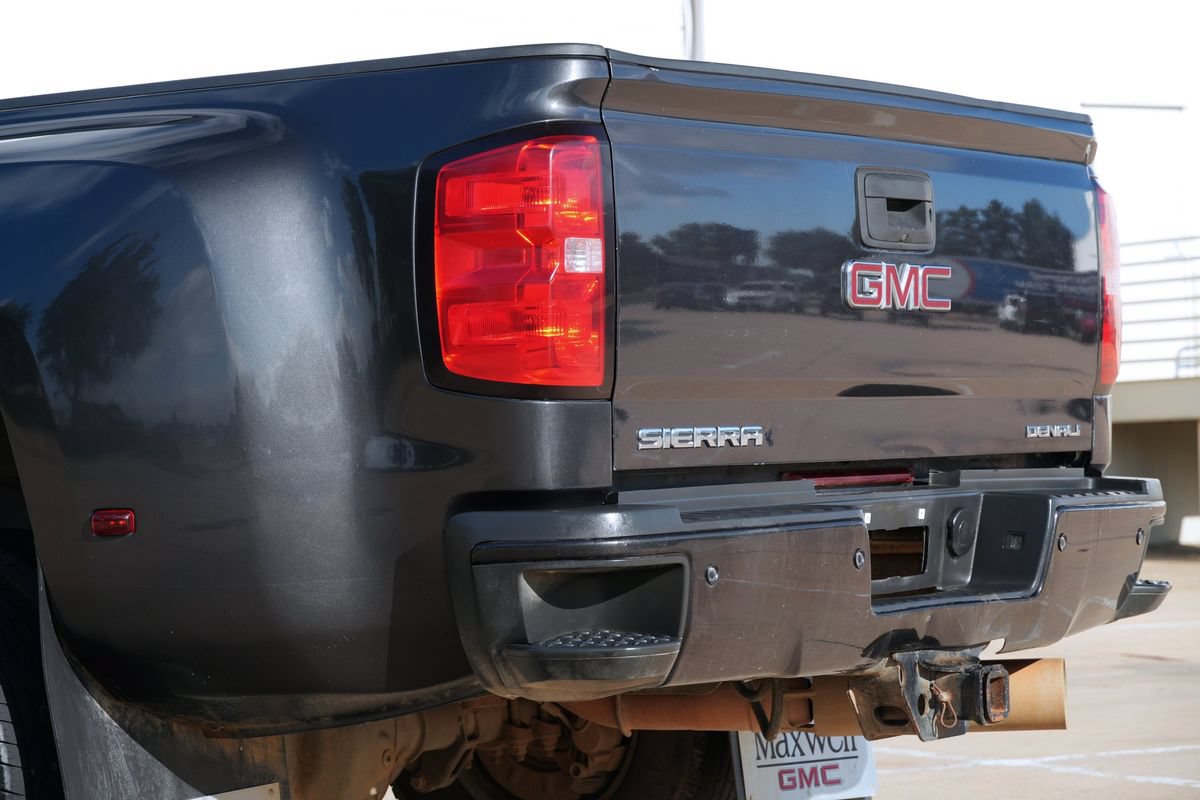 Used 2016 GMC Sierra 3500 Denali w/ Duramax Plus Package AWD/4WD image 32