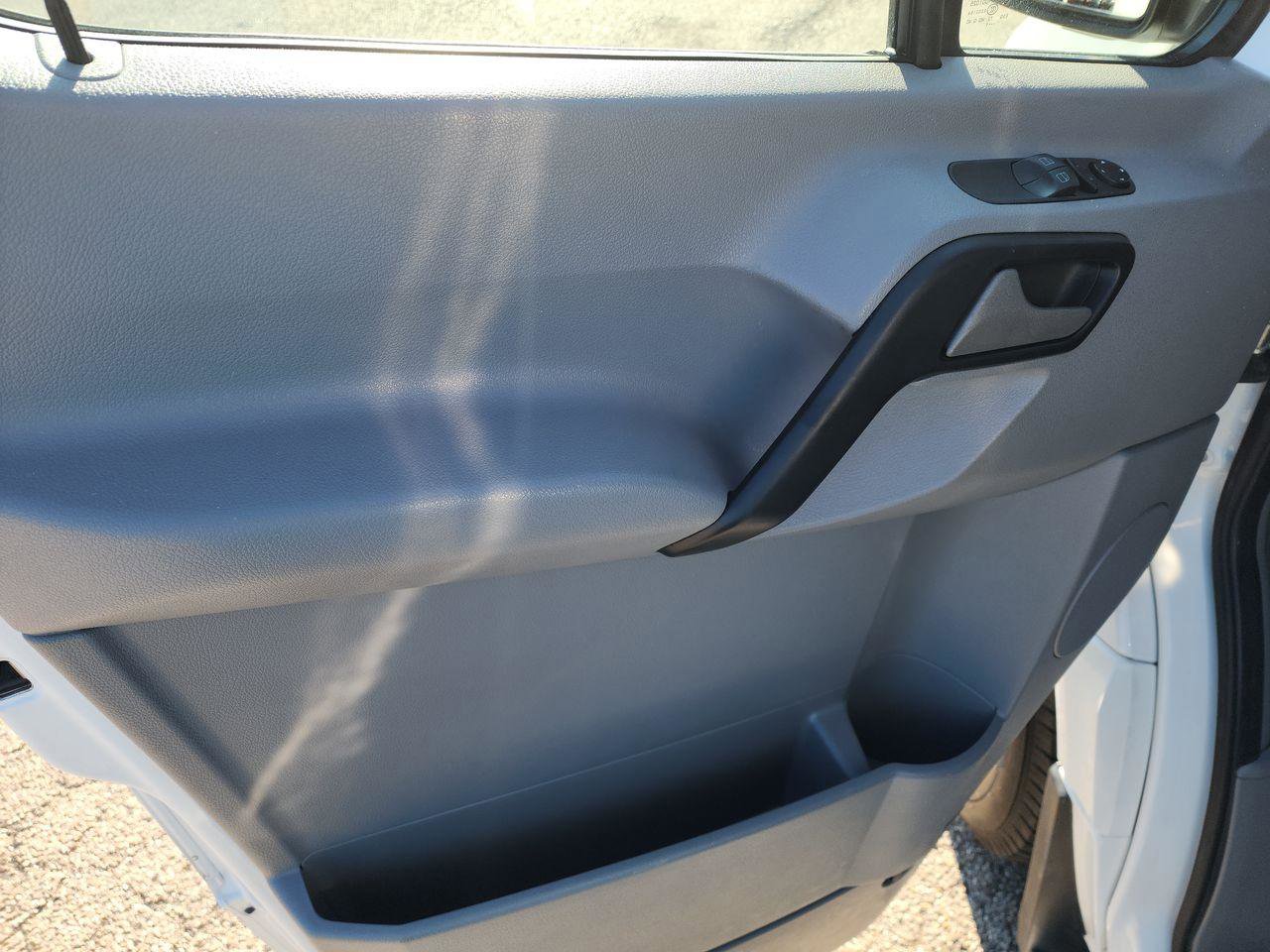 Used 2011 Mercedes-Benz Sprinter 2500 image 5