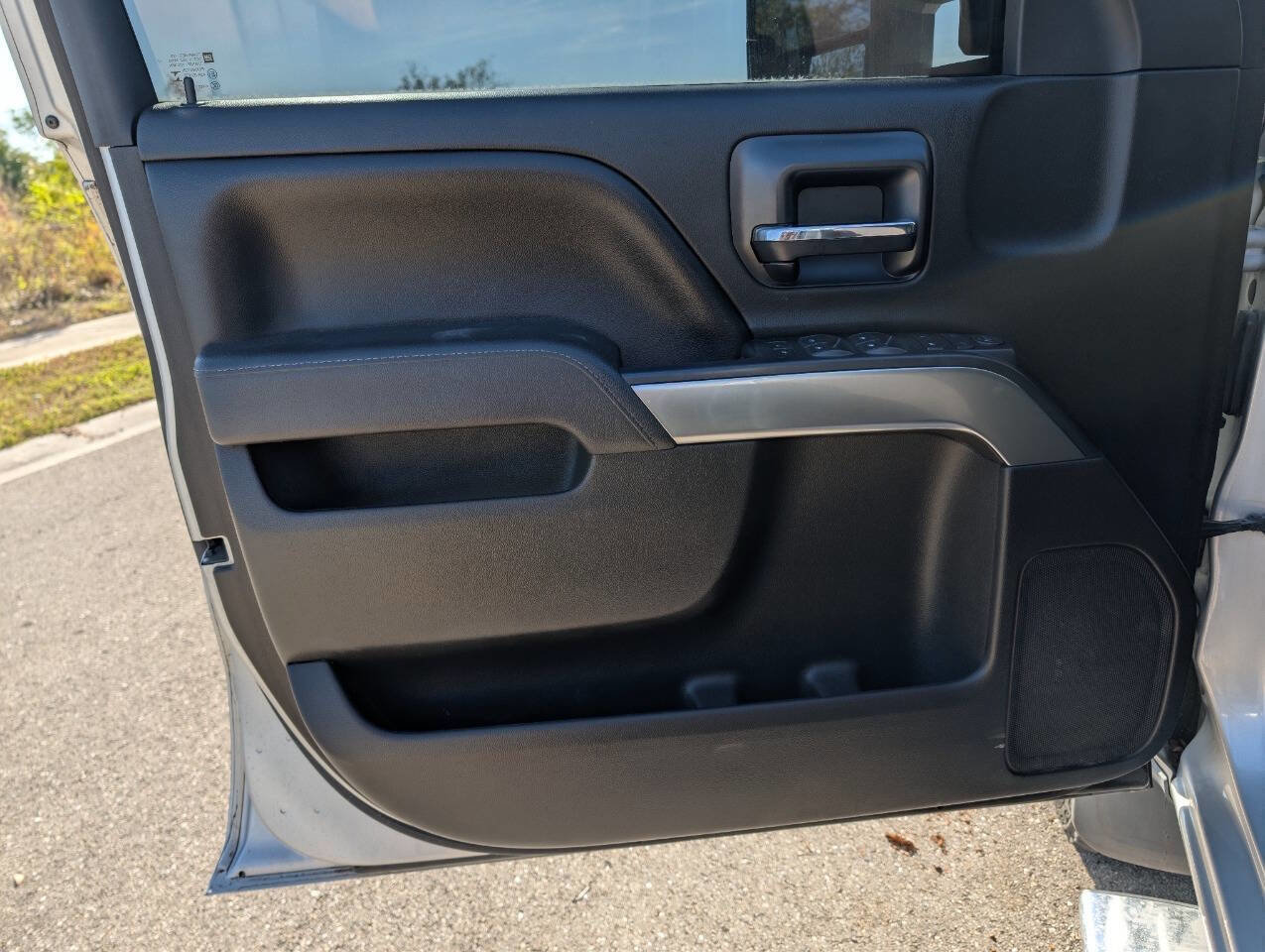 Used 2017 Chevrolet Silverado 3500 LT w/ LT Convenience Package image 10