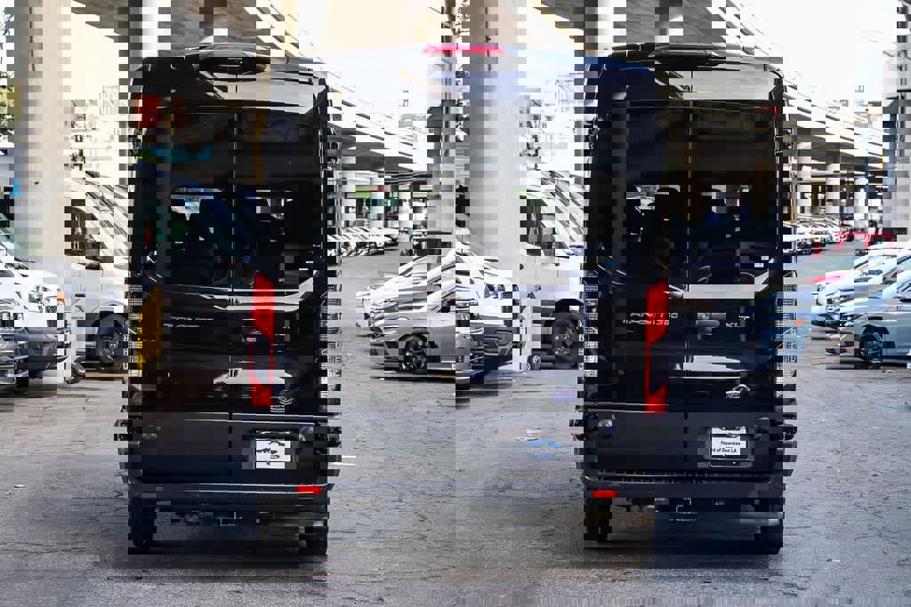 Used 2024 Ford Transit 350 XLT image 5