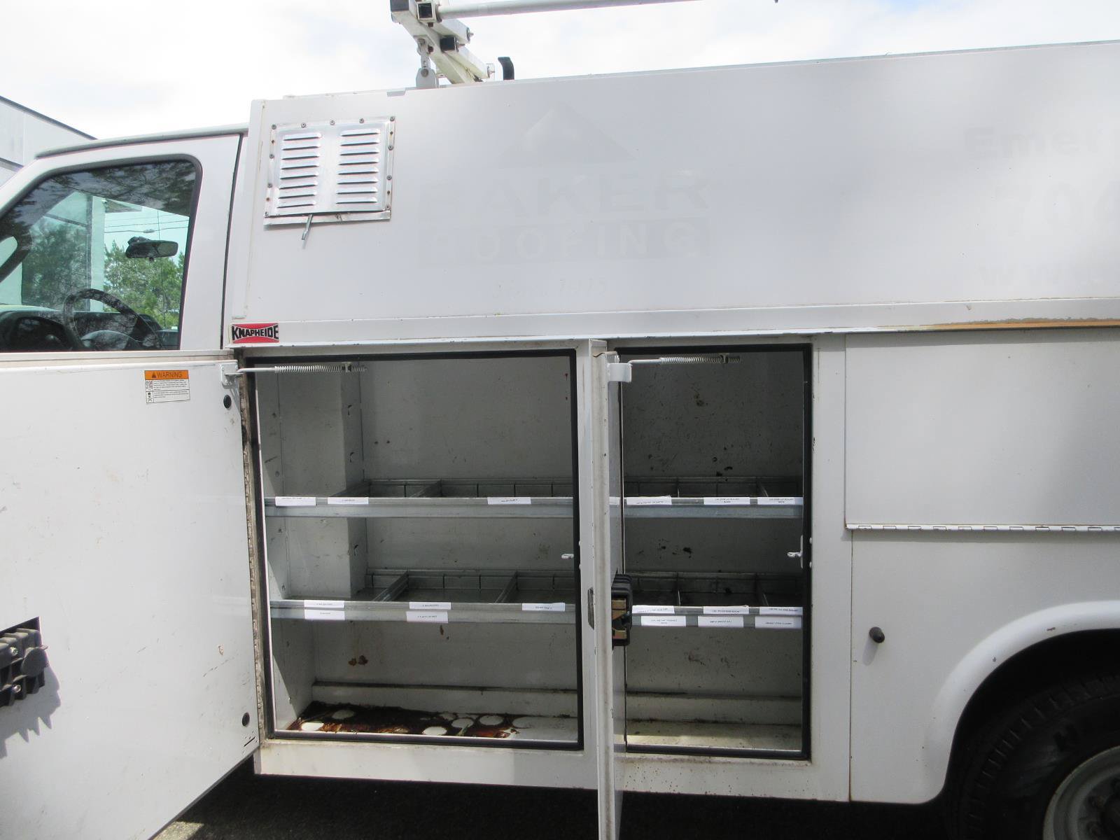 Used 2013 Ford E-350 and Econoline 350 Super Duty w/ Class I Trailer Tow Pkg RWD image 19