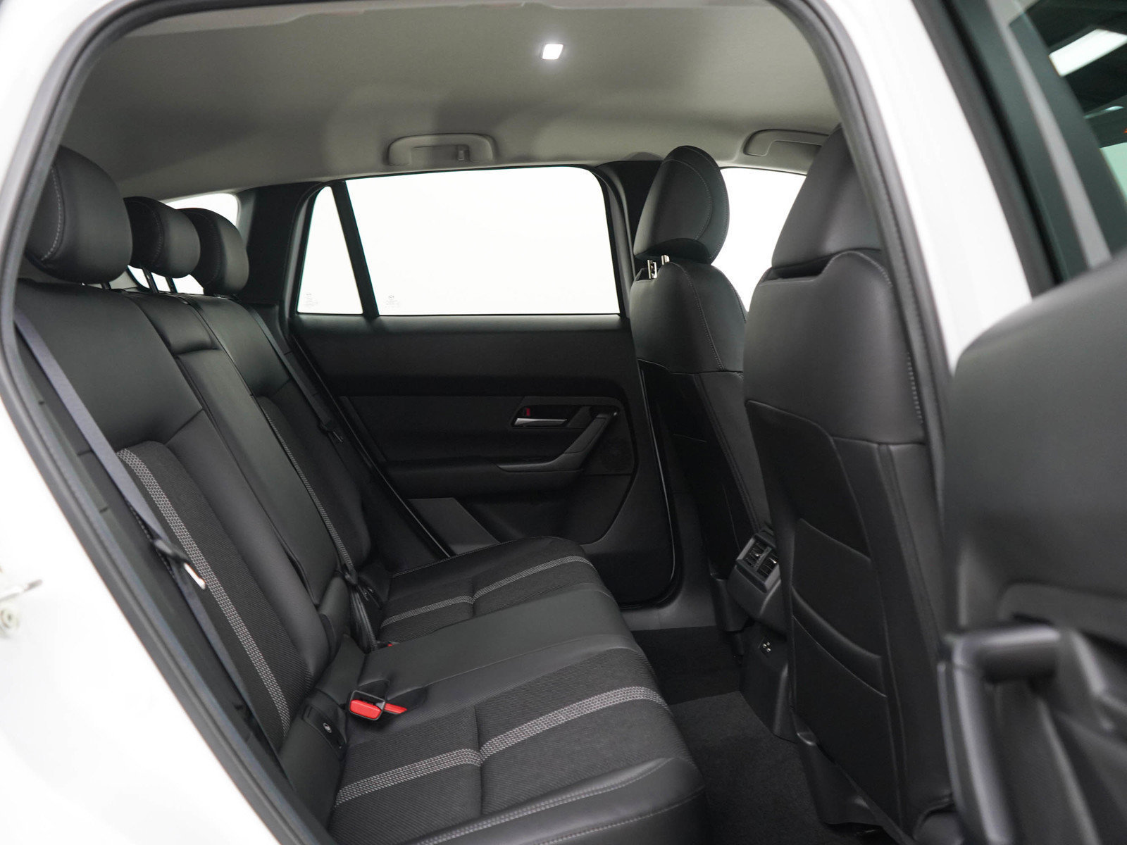 Used 2024 MAZDA CX-50 AWD 2.5 S w/ Cargo Package image 12