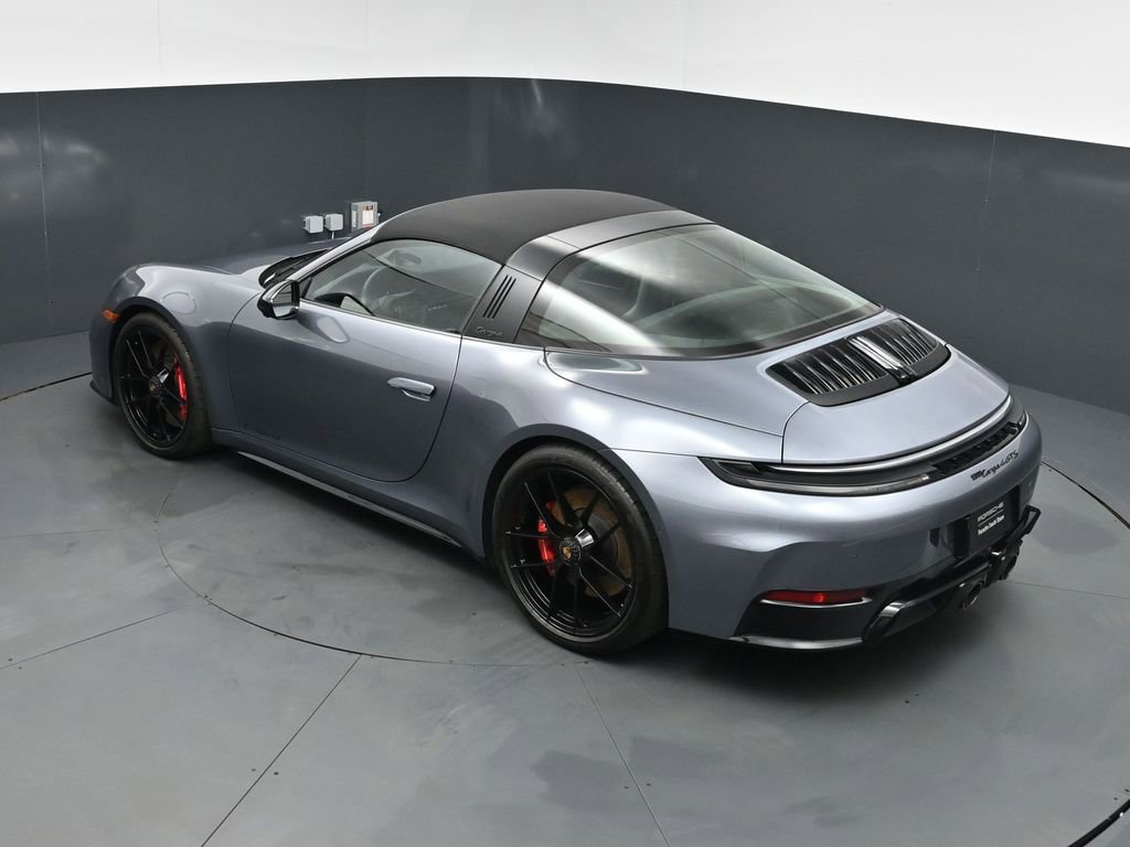 Certified 2026 Porsche 911 Targa 4 GTS w/ Premium Package AWD/4WD image 17