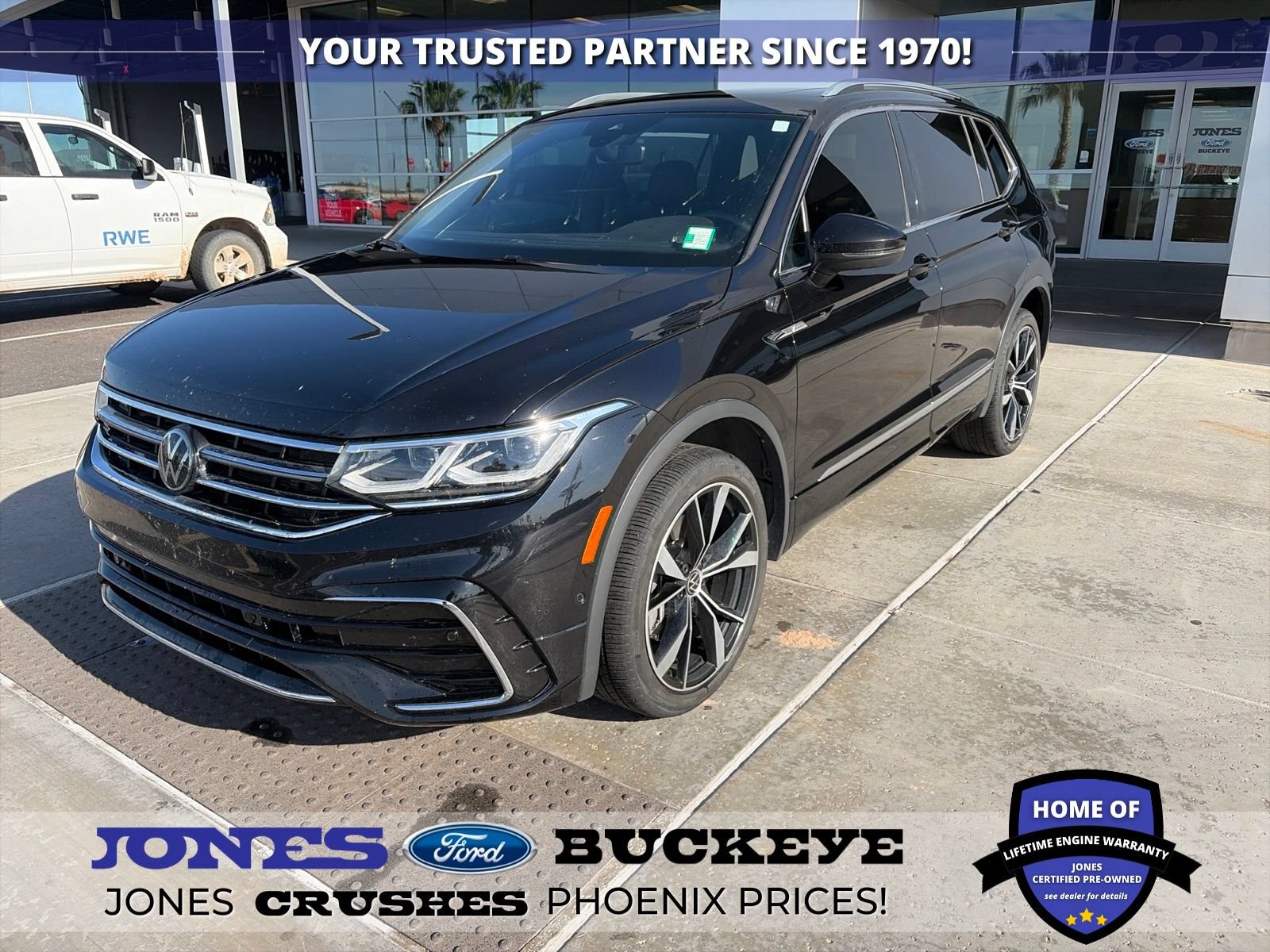 Used 2024 Volkswagen Tiguan SEL R-Line