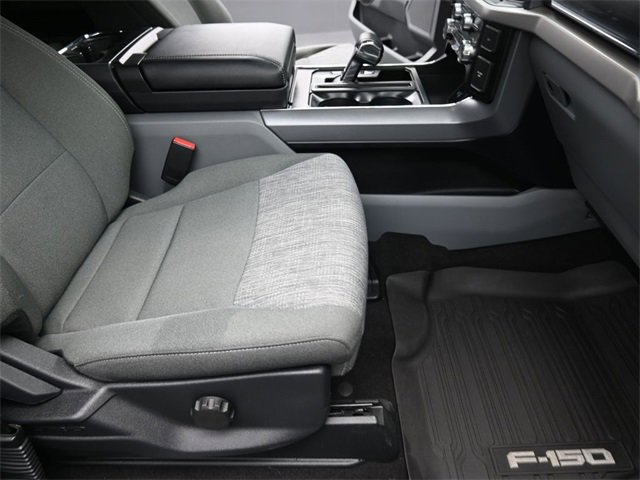 Used 2023 Ford F150 Lightning XLT image 25