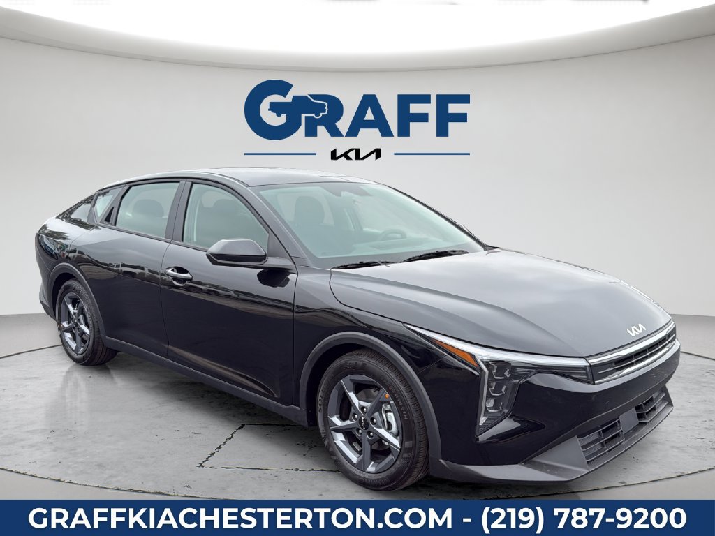 New 2026 Kia K4 FWD image 16