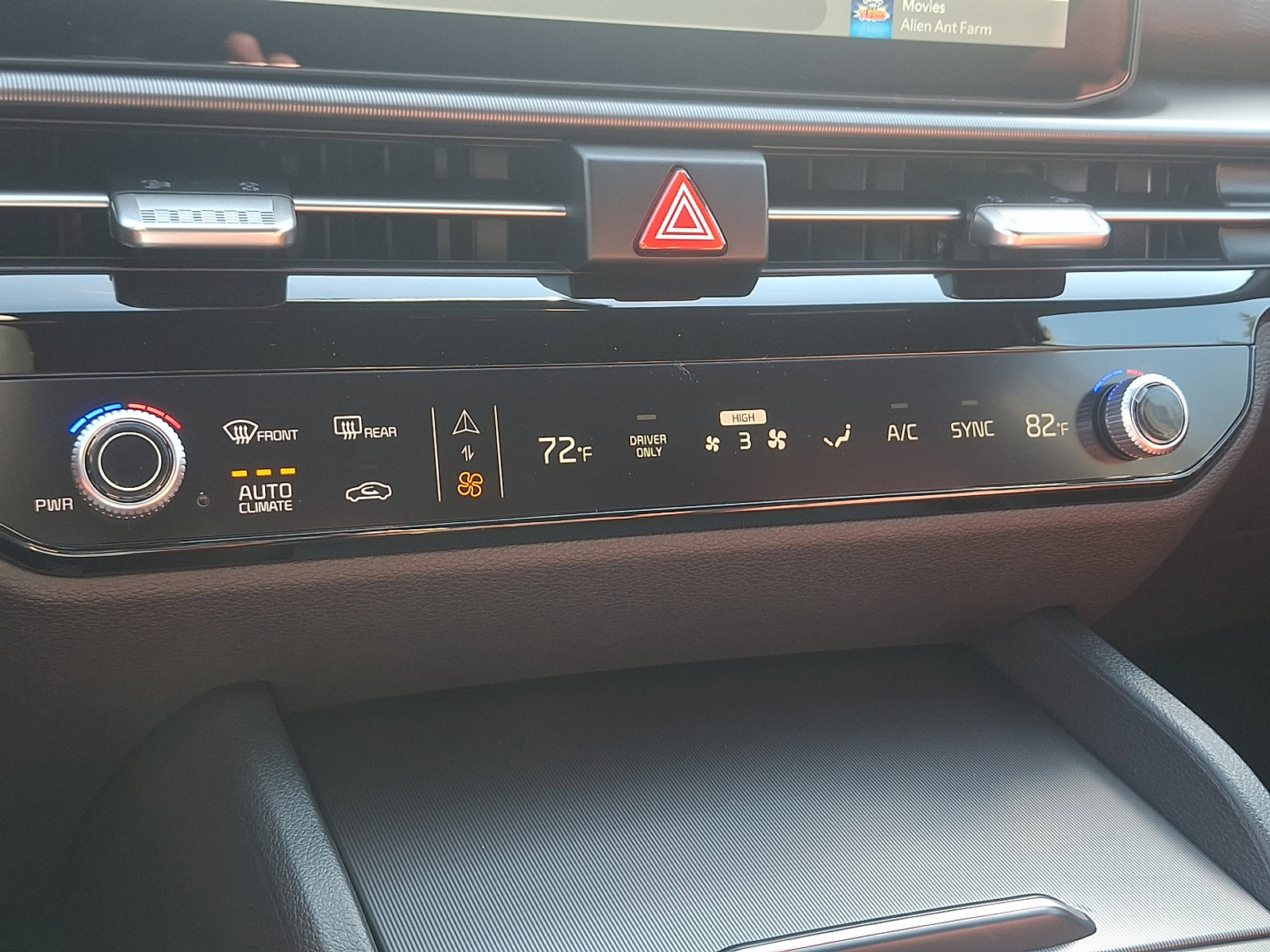 New 2026 Kia Sportage SX Prestige image 17