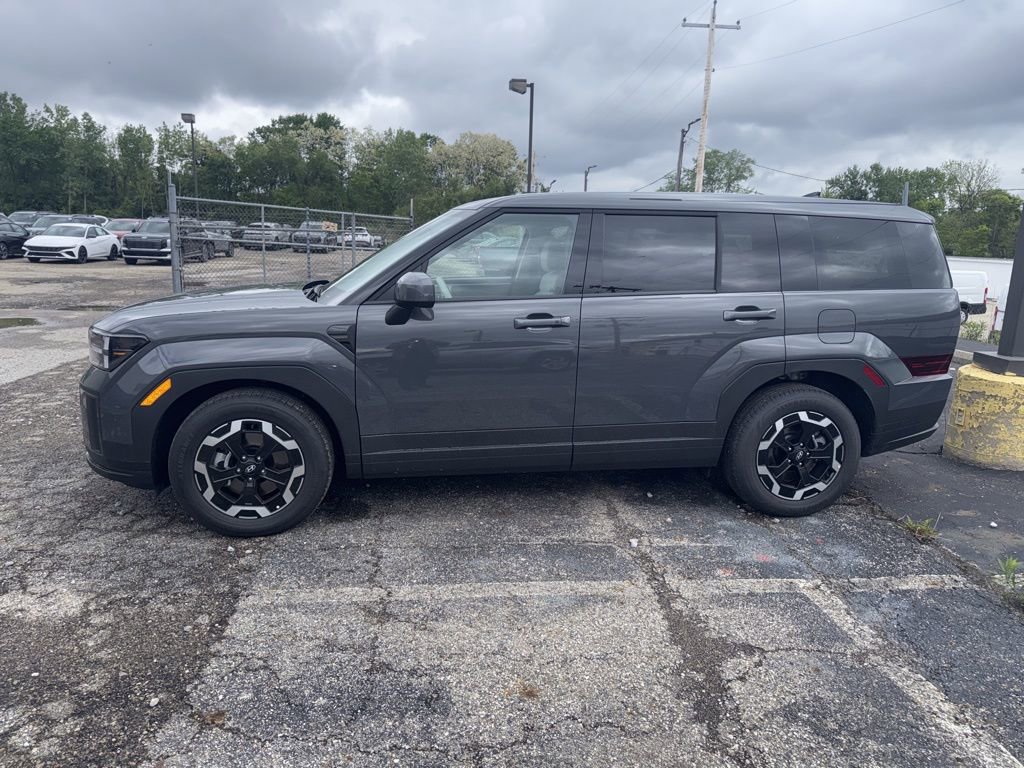 Certified 2026 Hyundai Santa Fe SE AWD/4WD image 2