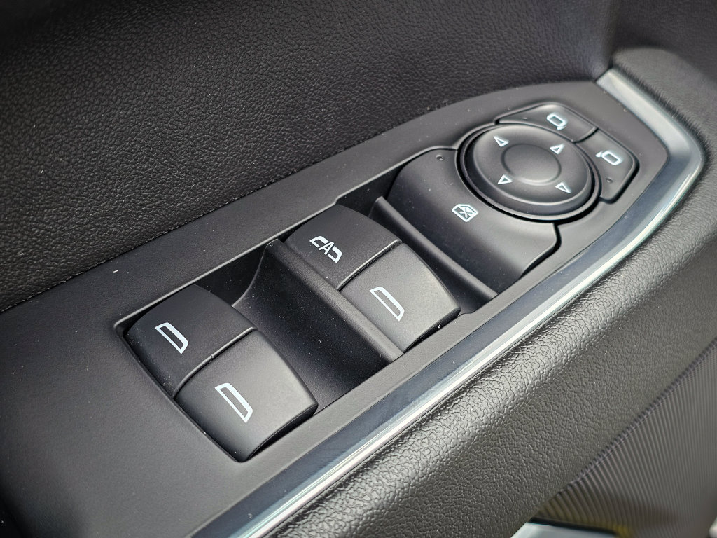 Used 2023 GMC Sierra 1500 Elevation AWD/4WD image 12