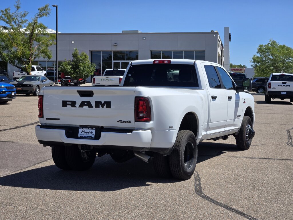 New 2026 RAM 3500 Big Horn AWD/4WD image 3