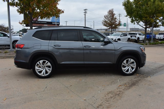 Used 2023 Volkswagen Atlas SE image 4