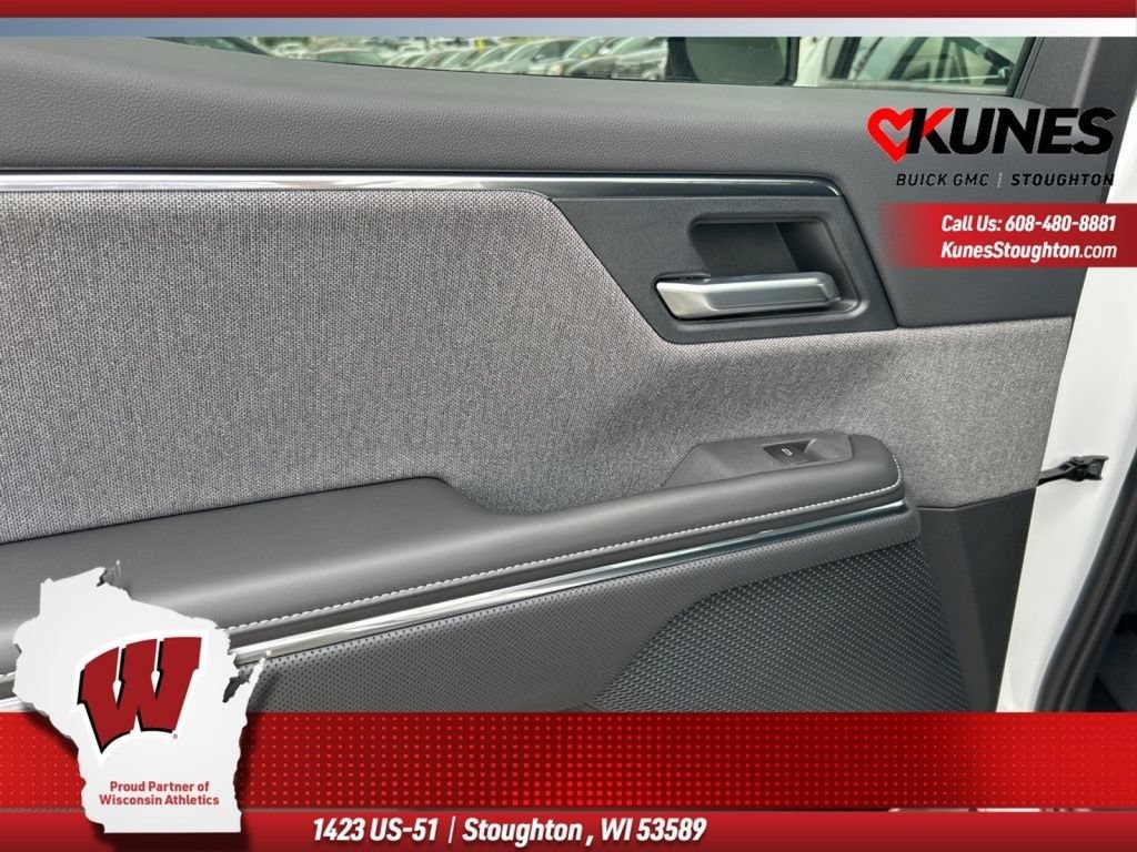 New 2026 GMC Sierra EV Elevation w/ LPO, Elevation Dark Package AWD/4WD image 33