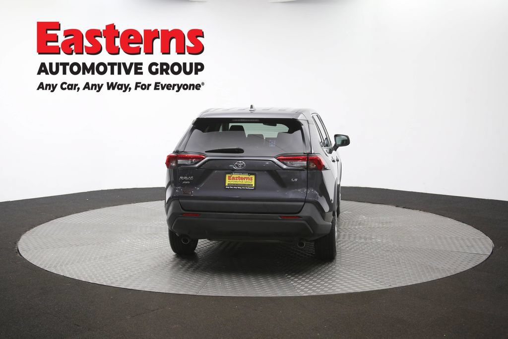 Used 2022 Toyota RAV4 LE AWD/4WD image 35