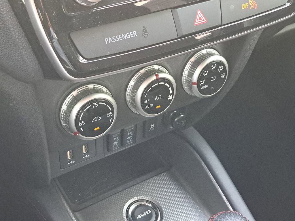 Used 2022 Mitsubishi Outlander Sport SE image 27