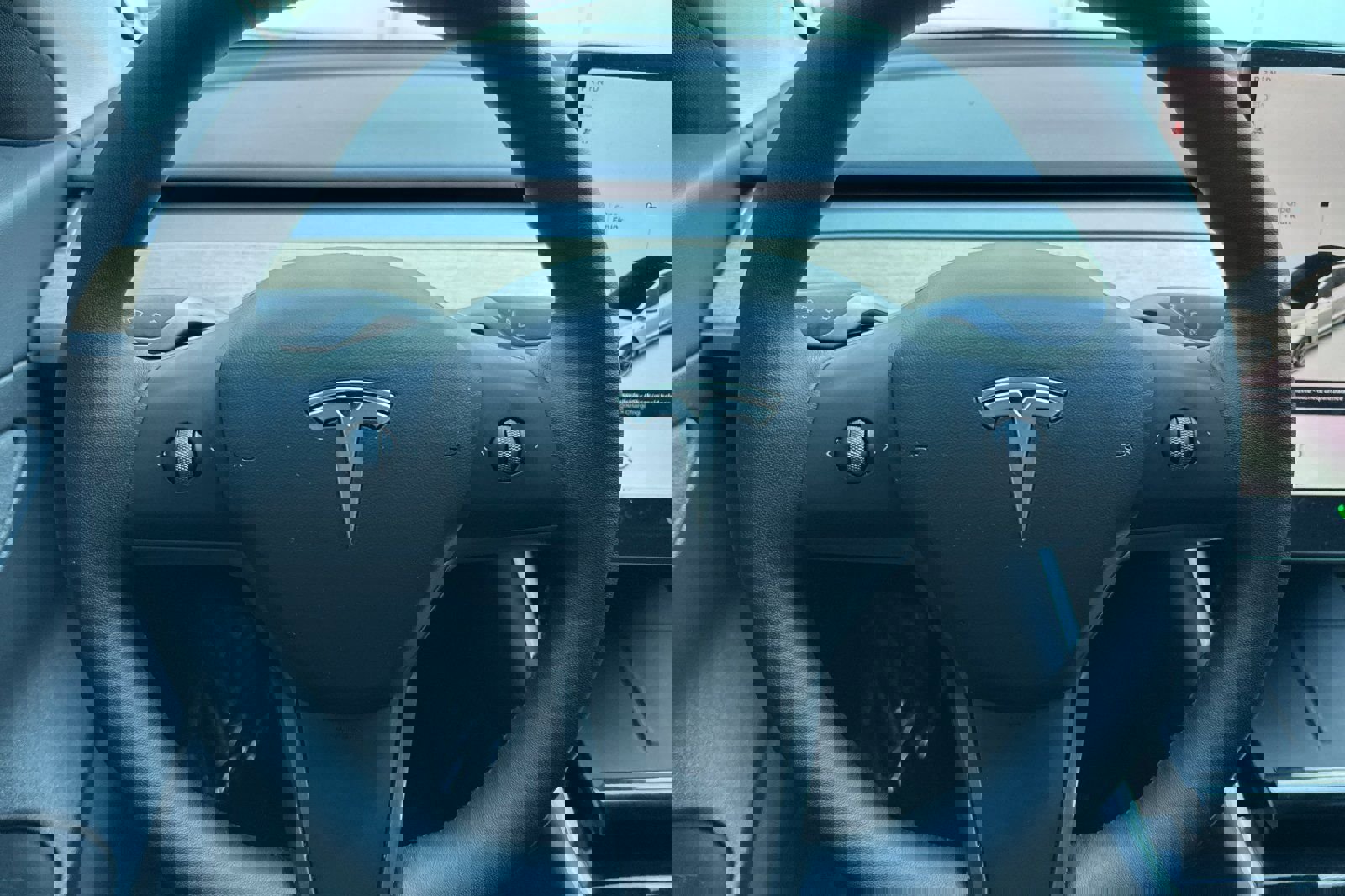 Used 2020 Tesla Model 3 image 25