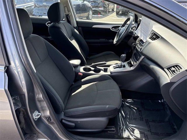 Used 2015 Nissan Sentra S image 9