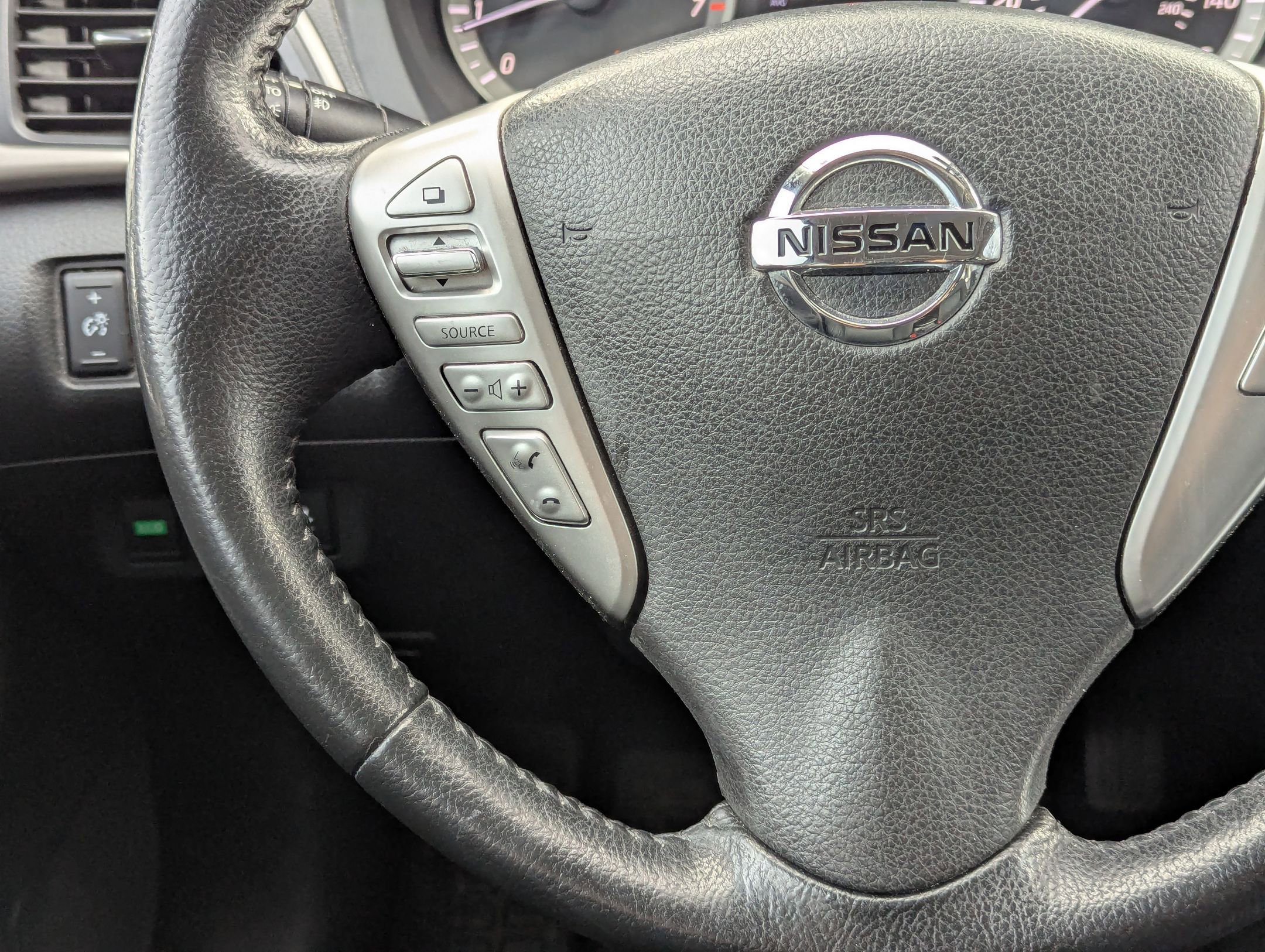 Used 2014 Nissan Sentra SR w/ Premium Package image 21