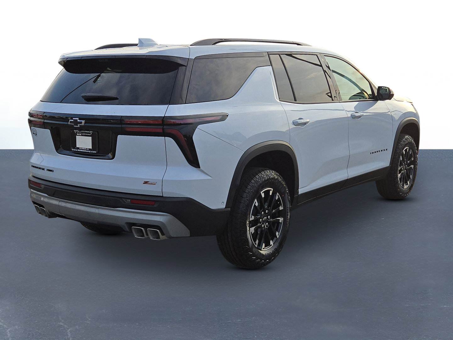 New 2026 Chevrolet Traverse Z71 w/ Enhanced Driving Package image 5