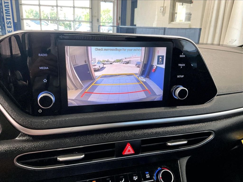 Used 2023 Hyundai Sonata SE w/ Cargo Package FWD image 19