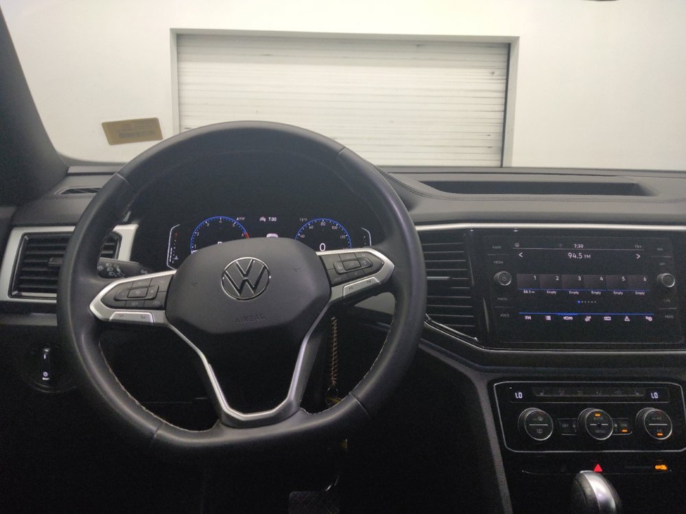 Used 2021 Volkswagen Atlas Cross Sport SEL image 22