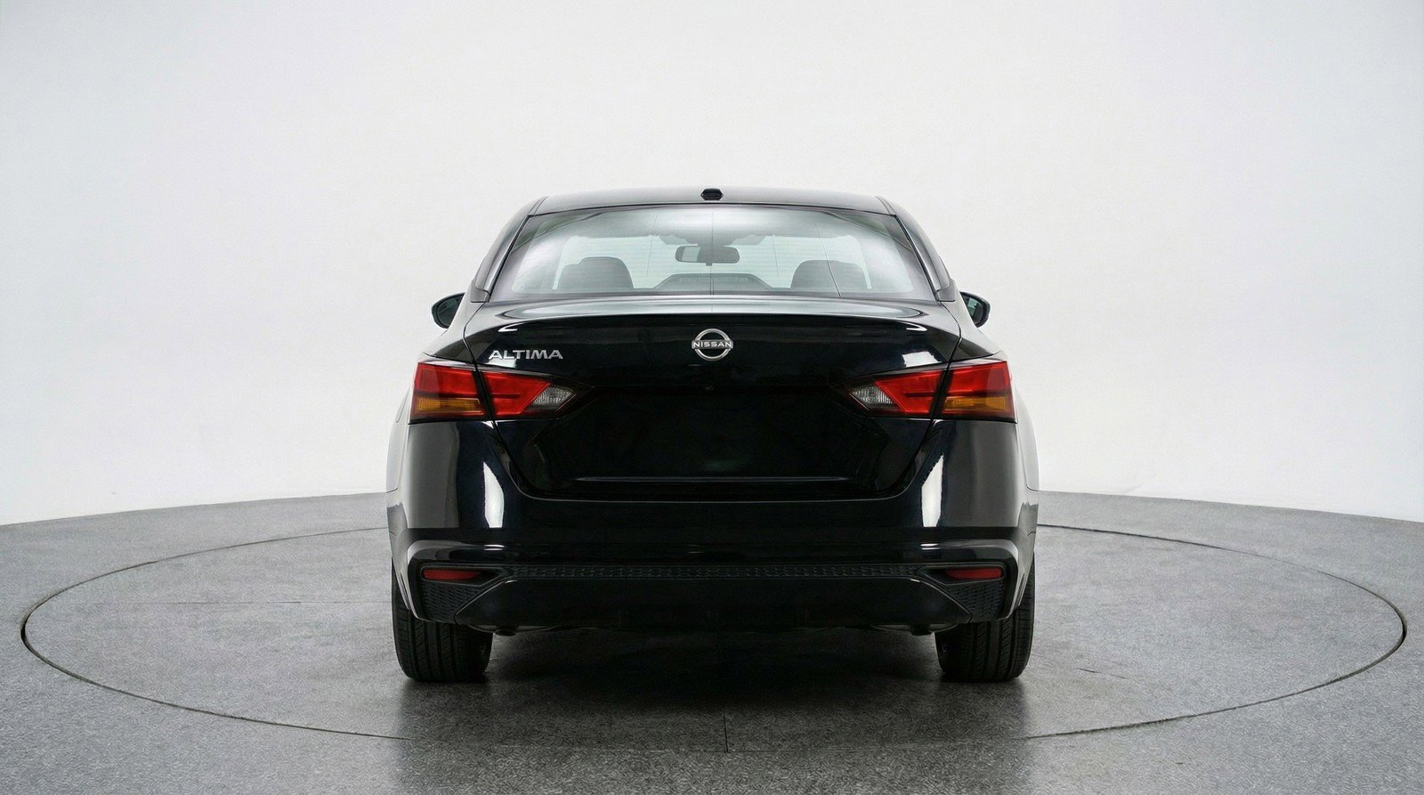 Used 2025 Nissan Altima 2.5 SV image 7
