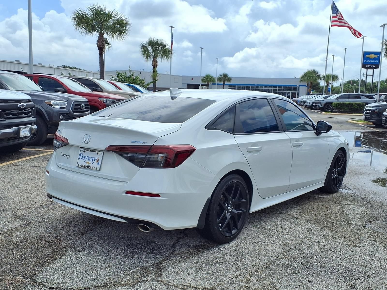 Used 2025 Honda Civic Sport image 2
