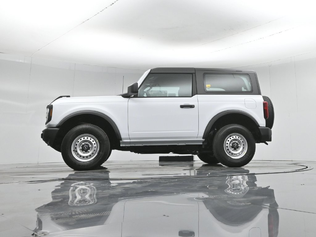 New 2026 Ford Bronco 2-Door AWD/4WD image 48