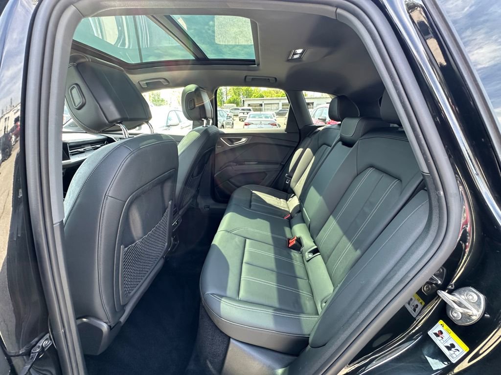 Used 2023 Audi Q4 e-tron Premium Plus w/ Premium Plus image 22