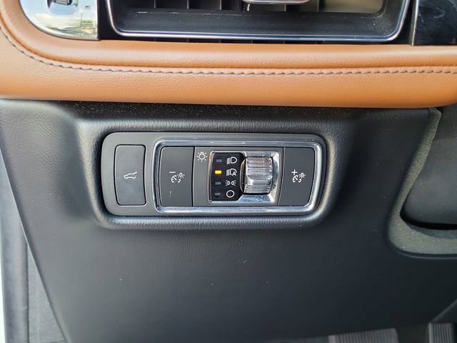 Certified 2023 Lincoln Aviator Reserve w/ Equipment Group 201A RWD image 16