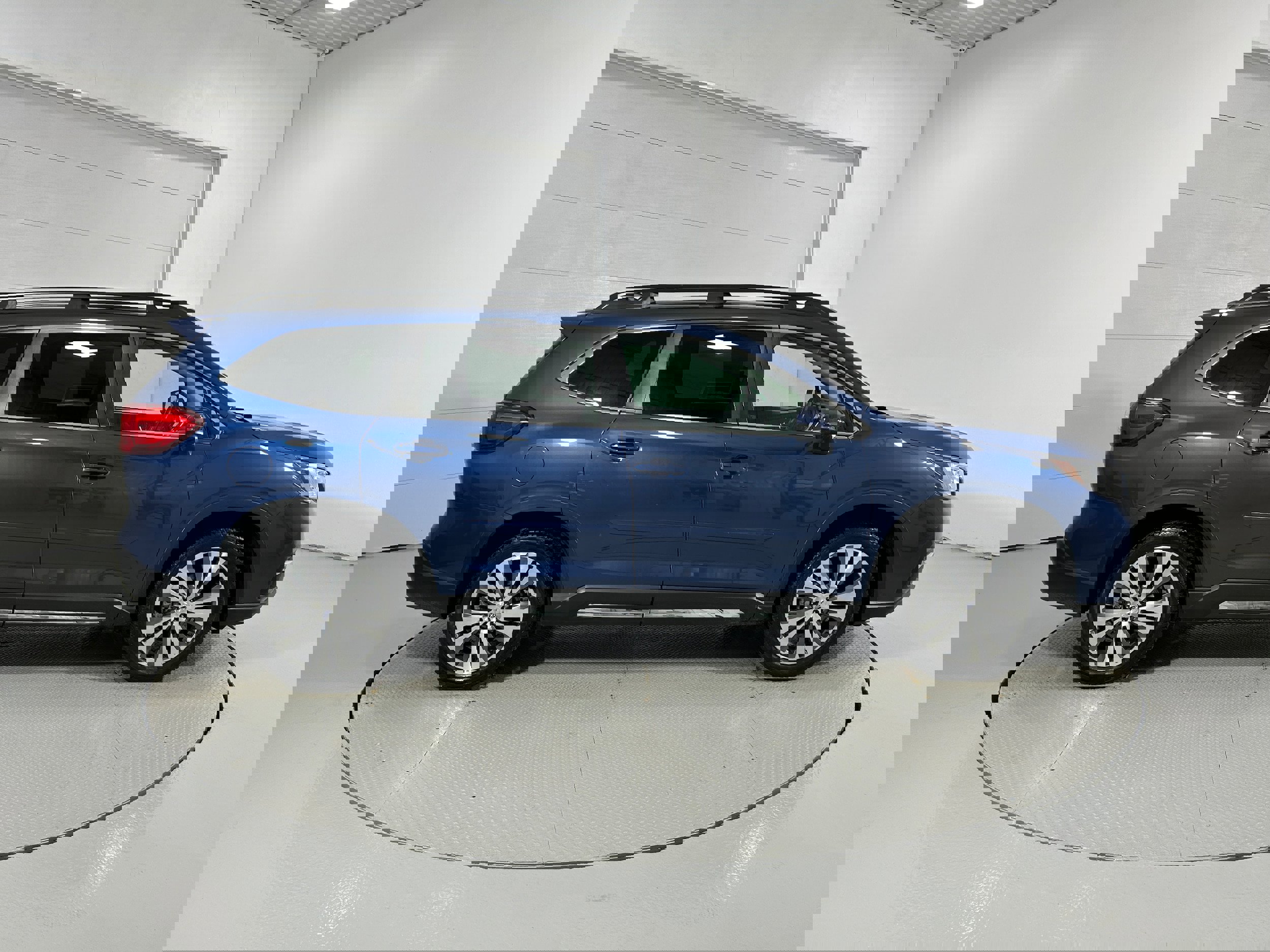 Used 2019 Subaru Ascent Limited image 40