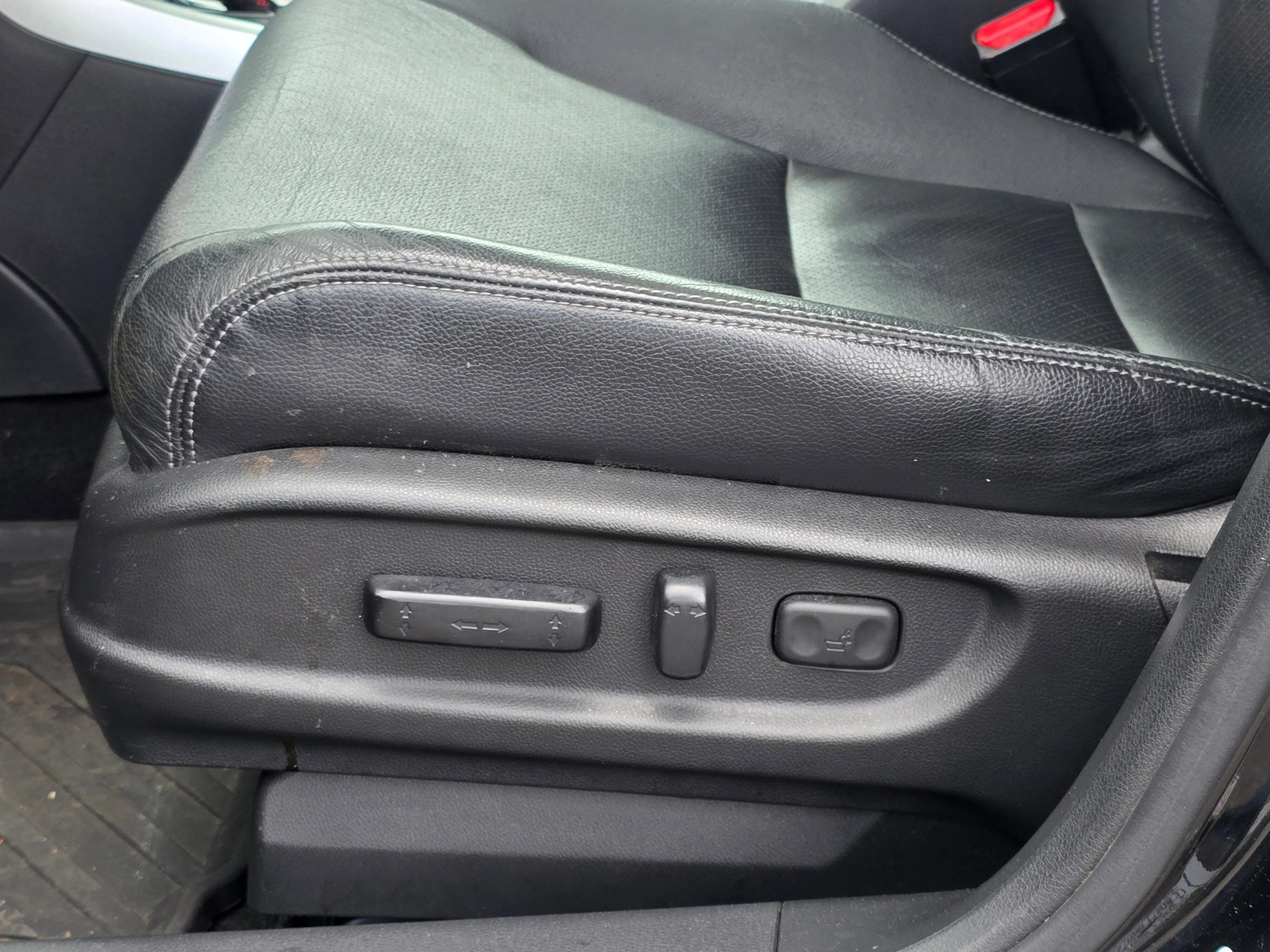 Used 2015 Honda Accord EX-L image 25