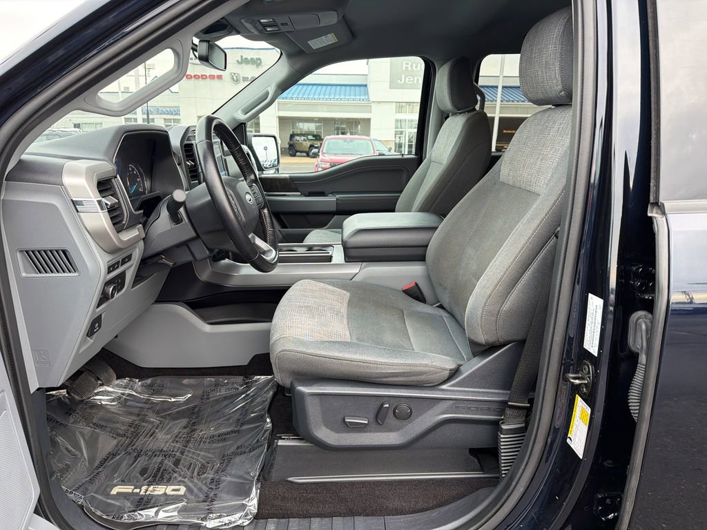 Used 2022 Ford F150 XLT w/ Equipment Group 302A High image 9