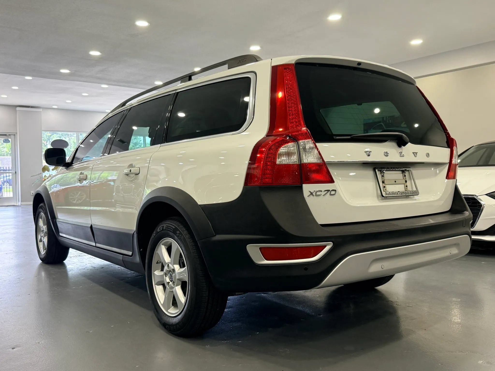 Used 2012 Volvo XC70 3.2 FWD image 5