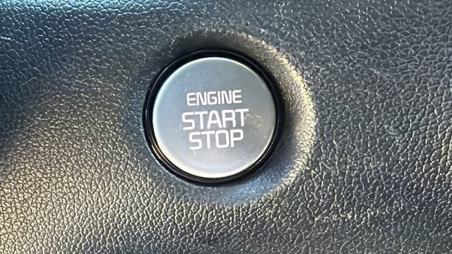 Used 2024 Kia Sorento S image 17