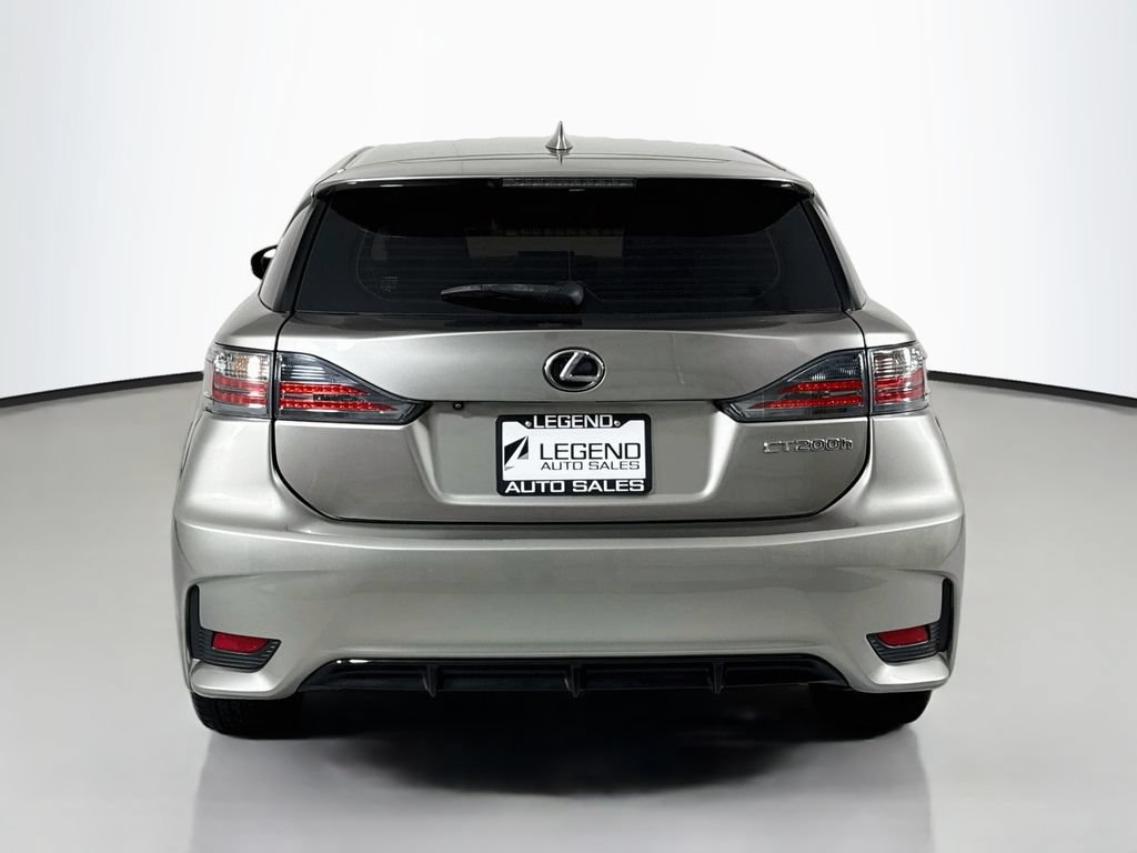 Used 2017 Lexus CT 200h FWD image 6