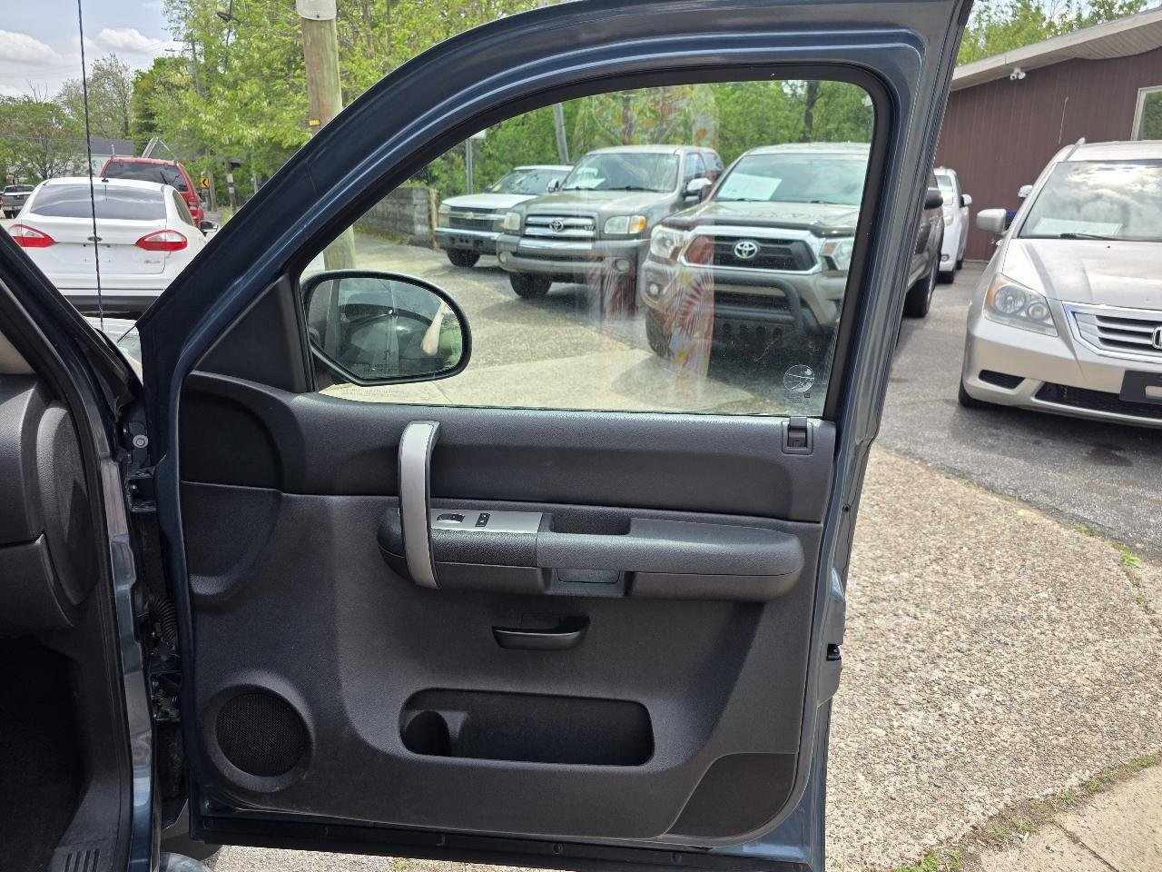 Used 2009 GMC Sierra 1500 SL image 46