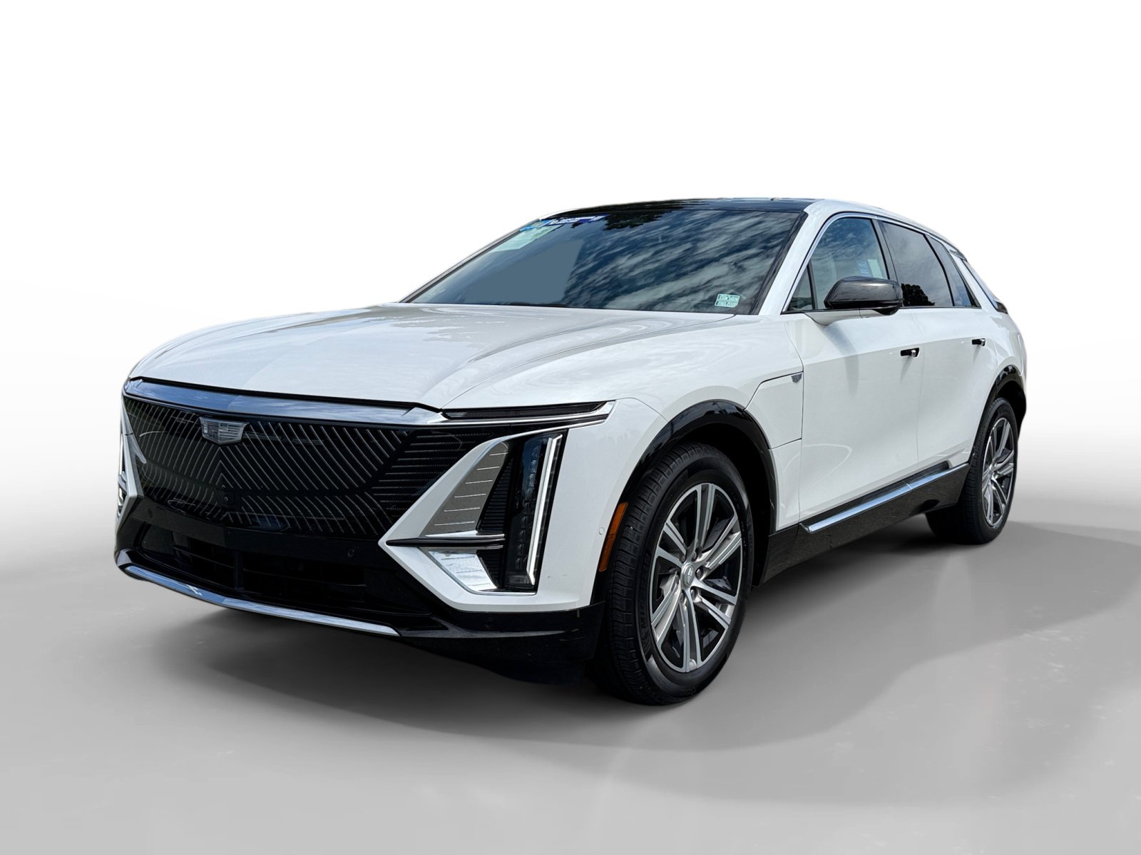 Used 2024 Cadillac Lyriq Luxury w/ LPO, Floor Liner Package RWD image 1