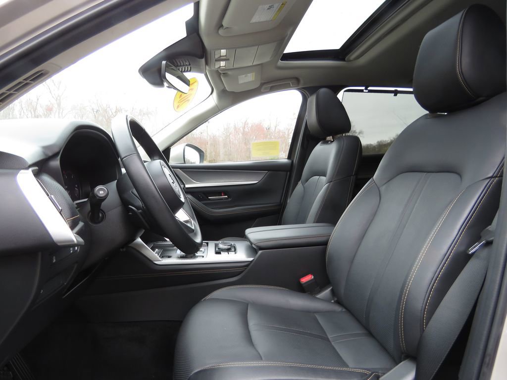 Used 2024 MAZDA CX-90 Plug-In Hybrid w/ Preferred image 10