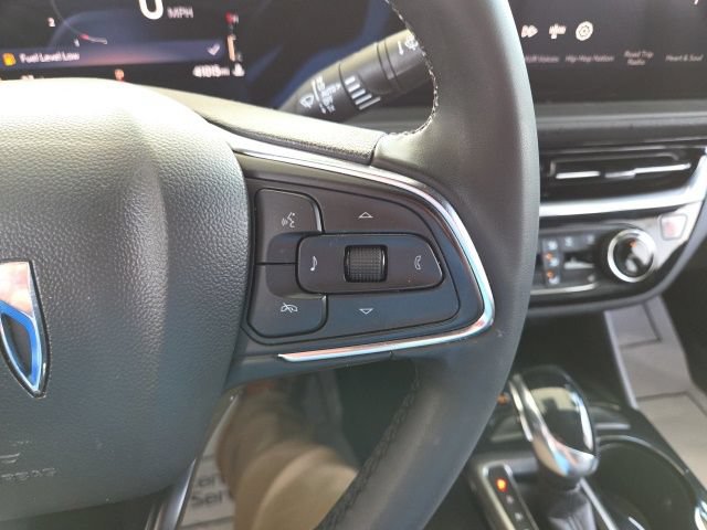 Used 2024 Buick Envista Sport Touring w/ Convenience I Package FWD image 57