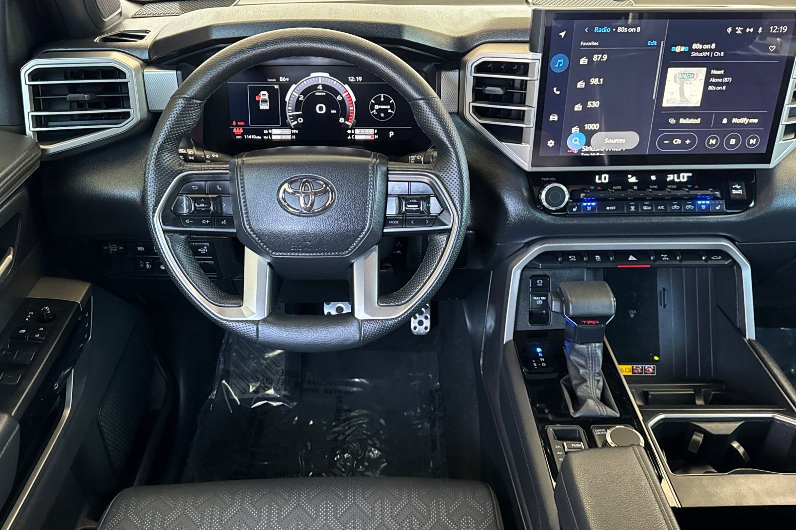 Used 2025 Toyota Tundra Limited image 13