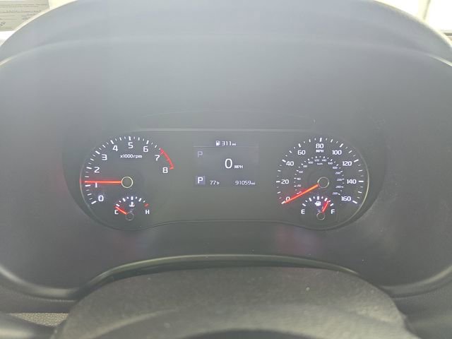 Used 2020 Kia Soul GT-Line FWD image 17