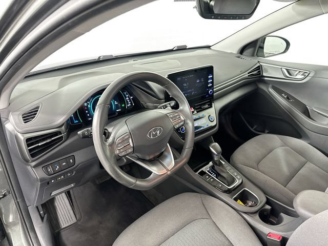 Used 2021 Hyundai Ioniq SEL FWD image 18
