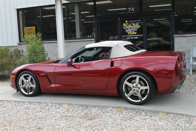 Used 2007 Chevrolet Corvette Convertible w/ Preferred Equipment Group RWD image 6