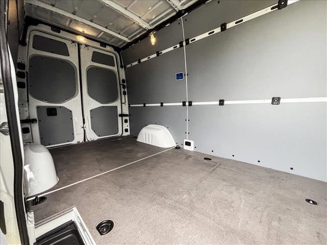 Used 2026 Mercedes-Benz Sprinter 2500 image 20