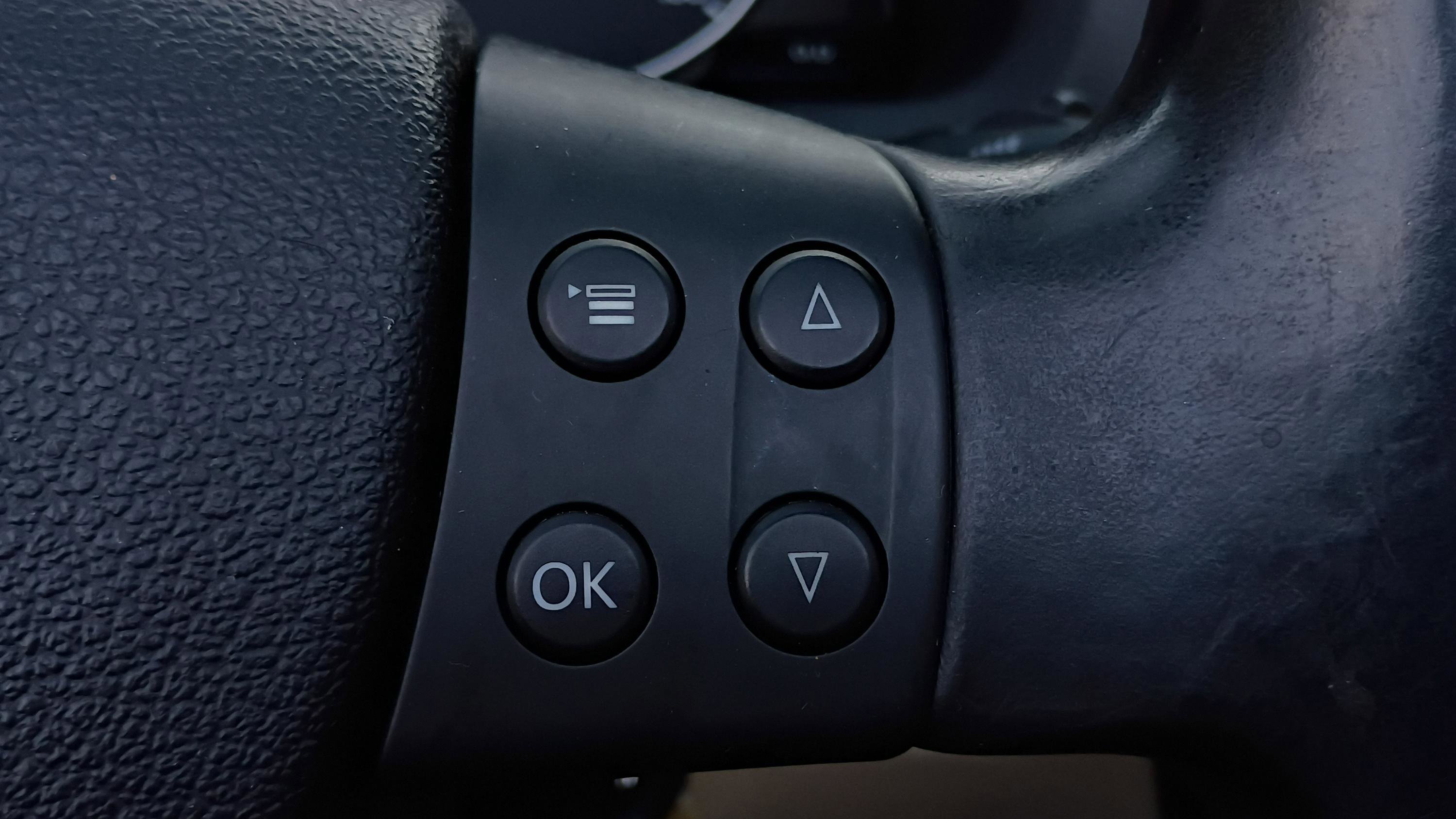 Used 2009 Volkswagen Eos Lux image 17