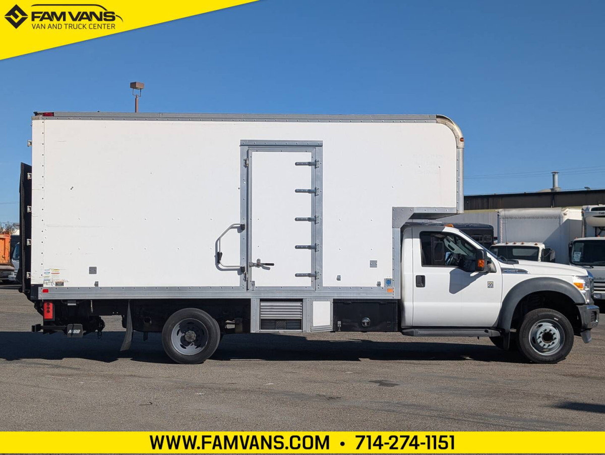 Used 2015 Ford F550 2WD Regular Cab Super Duty image 9