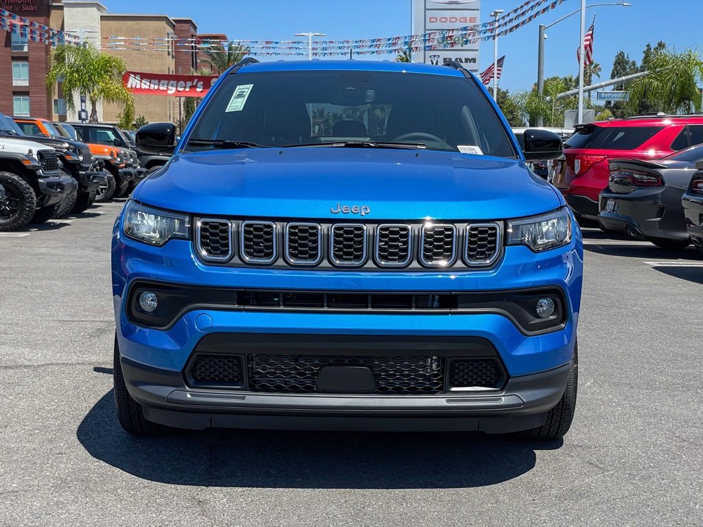 New 2025 Jeep Compass Latitude image 8